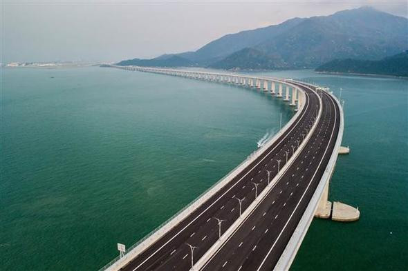 Dünyanın en uzun deniz köprüsü açıldı Haber3