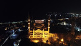 İstanbul camilerinde mahyalar yakıldı