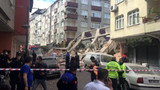 İstanbul'da 5 katlı bina çöktü! O anlar kamerada