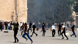 İsrail polisi yine saldırdı; yüzlerce yaralı var