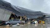 Bursa'yı sağanak ve fırtına vurdu; Terminalin çatısı çöktü, otomobiller sürüklendi