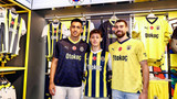 Fenerbahçe 5 yıldızlı, yeni sezon formalarını tanıttı