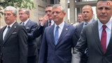 &Ouml;zg&uuml;r &Ouml;zel'den TBMM &ouml;n&uuml;nde tarihi &ccedil;ıkış: ''Yargı darbesini p&uuml;sk&uuml;rtt&uuml;n&uuml;z, &ouml;nce Kurultay!''