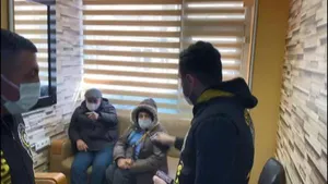 Suriyelilerin kaçak diş kliniğine polis baskını