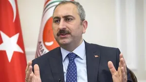 Bakan Gül Cumhurbaşkanı Erdoğan'ın ''sürprizini'' bozdu!