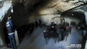 Mehmetçik'ten mağaraya ''kumarhane'' baskını!