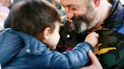 Cem Yılmaz oğluyla Bebek'te