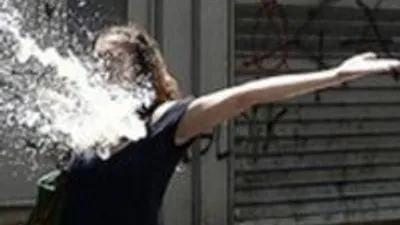 'Çağdaş Tük Kadını' dediler AMA...