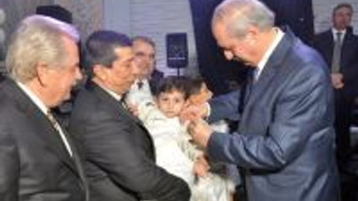 İş adamı Can’ın çocuklarının sünnet töreni siyaset ve iş dünyasını...