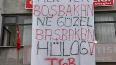 'Hüloğ' afişine 6 gözaltı