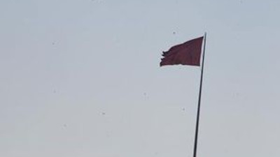 Türk Bayrağı'nın halini görenler şaşırıyor !