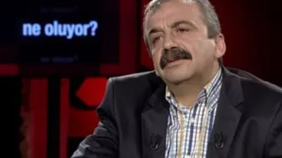 Önder'den Bülent Arınç'a yanıt