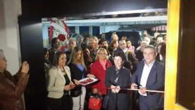Kuşadası Belediyesi Erkan Yücel Sahnesi Perdelerini Açtı