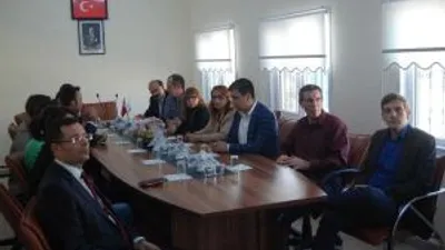 Alman Milletvekilleri Nizipte Suriyelilerle Görüştü