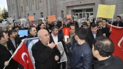 Yozgat, Ekrem Dumanlı’ya destek için bugün yine adliye önünde...