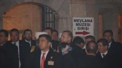 Erdoğan Bu Ülkeyi Hoca Görüntüsü Altındaki Şaklabanlara Asla Teslim...