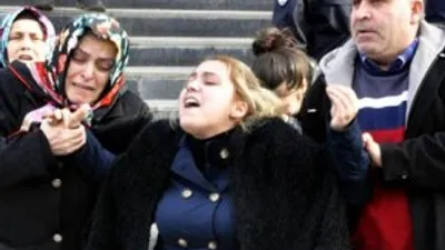 Ölen kızının cenazesine alınmadı