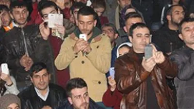 'Kadir İnanır meclise' sloganları atıldı !