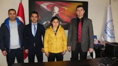 Iğdırlı Bayan Boksör, Türkiye Şampiyonu Oldu