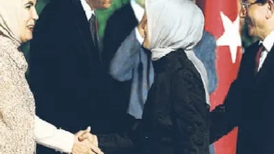 Erdoğan ve Davutoğlu'ndan ailece görüşme