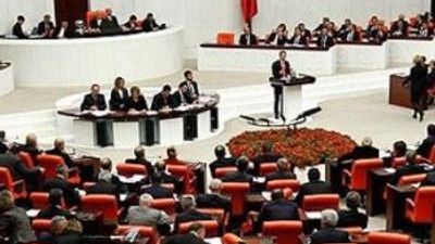 Meclis'te 'paralel yapı' önergesi reddedildi