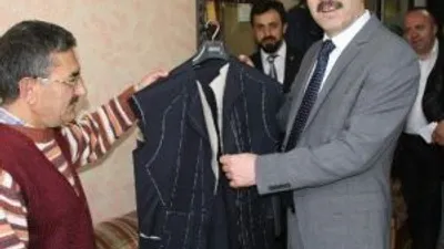 Ak Parti Yozgat Milletvekili Adayı Abdulkadir Akgül Esnafı Ziyaret Ederek...
