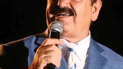 Tatlıses'ten hayranlarına müjde !