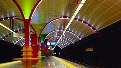 Etiler metrosu olay oldu