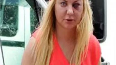 Arabada Rus kadını dövdü !