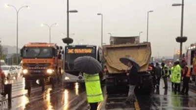 İstanbul'da trafik felç !