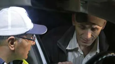 Yoldan geçerken tesadüfen gördü...