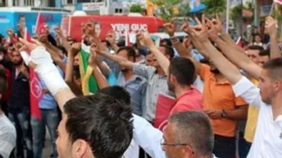 AK Parti binasına saldırı !