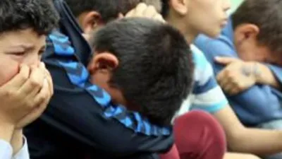 Madenci çocukları gözyaşlarına boğuldu
