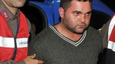 O caninin eşi boşanma davası açtı