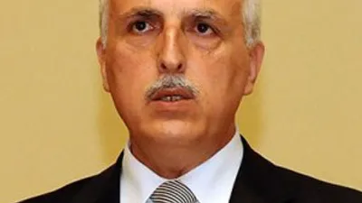 Mutlu Twitter'ı salladı