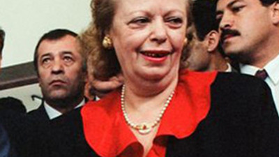 Süleyman Demirel'in eşi neden suskundu ?
