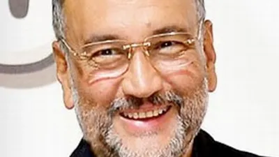 Ünlülerden ''Demirel'' tweet'i