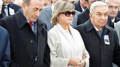 Tansu Çiller ortaya çıktı !
