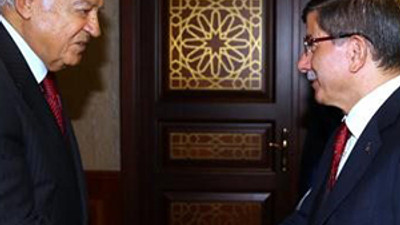 Davutoğlu HDP'li Fırat'la görüştü