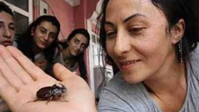 Evinin balkonunda buldu, değeri dudak uçuklattı !