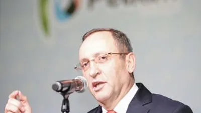 Üniversiteleri eleştiren CEO fena yakalandı !