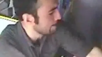 Halk otobüsünde polis dehşeti kamerada !