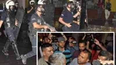Polis amiri böyle seslendi: Dağıt oğlum dağıt !