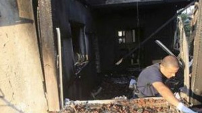 18 aylık bebeği yakarak öldürüldüler