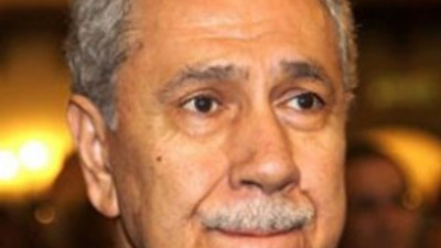 Bülent Arınç'a ağır söz !