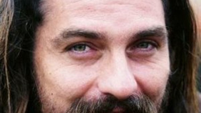 Dizi oyuncusu kaza geçirdi