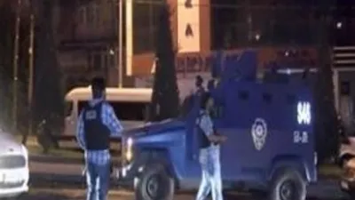 Mahmutbey Gişeleri'nde gece yarısı silahlar konuştu !