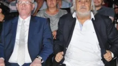 Akit gazetesinden inanılmaz manşet !