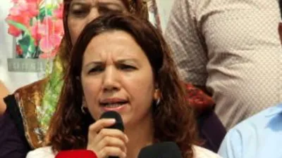 HDP'li Irmak: ''Belediyelerin önüne hendek...
