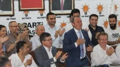 AK Parti il başkanı istifa etti!